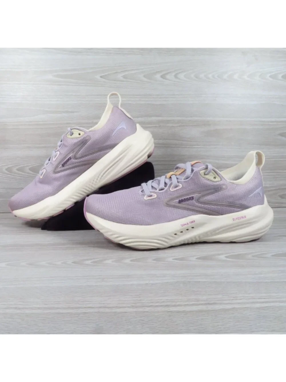 Brooks Glycerin 22 Women's Sz 8.5 Running Shoes Lilac Light Purple 1204341B505
